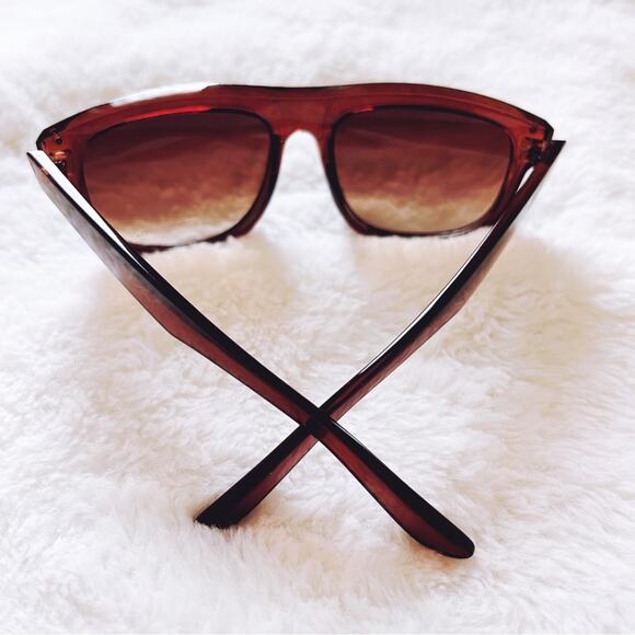 Stella Brown Classic Sunglasses - Picture 9 of 10